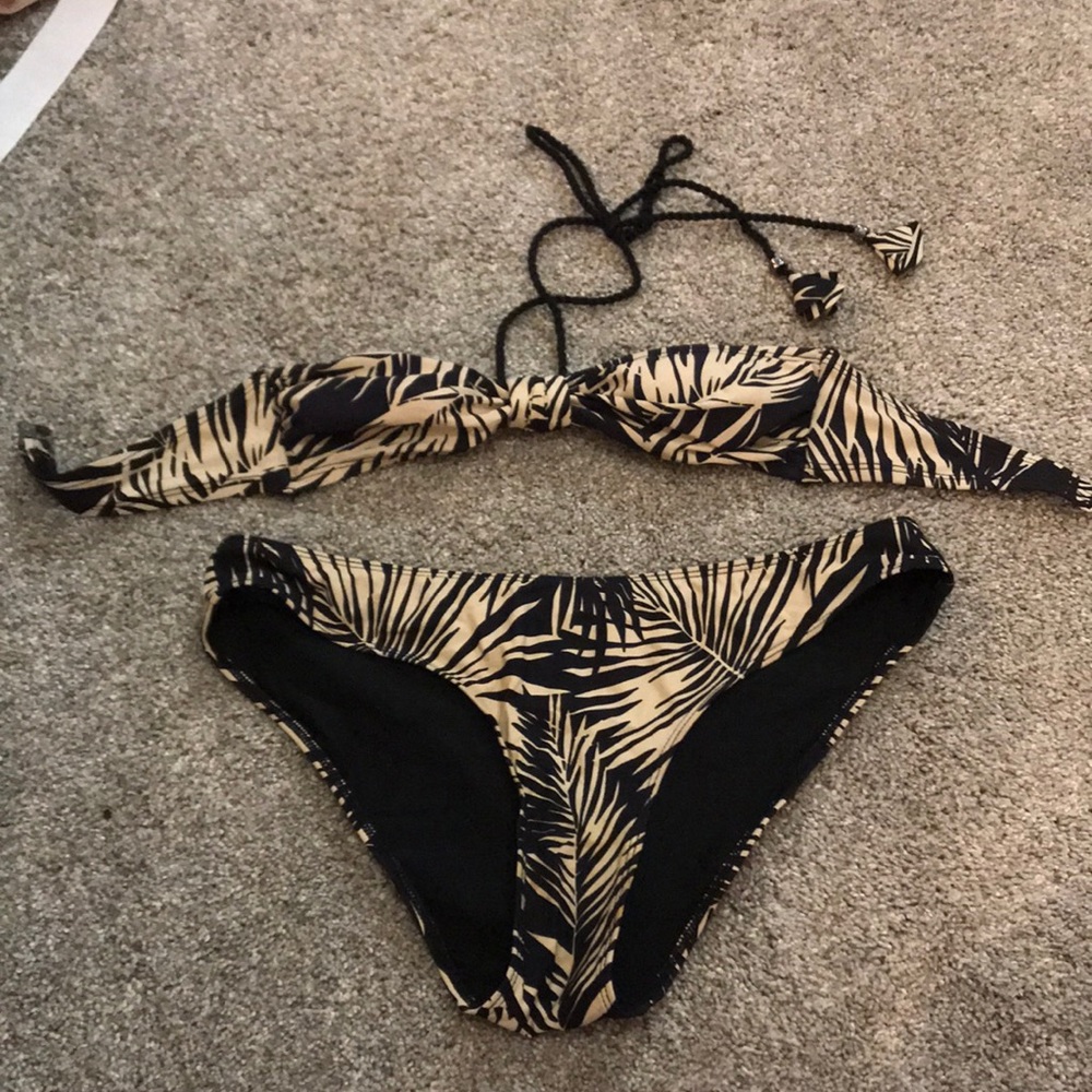 H&M palm leaf bikini set